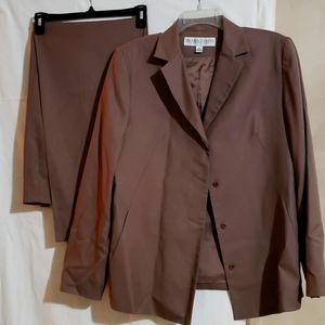 2 pc Women's Business Pantsuit